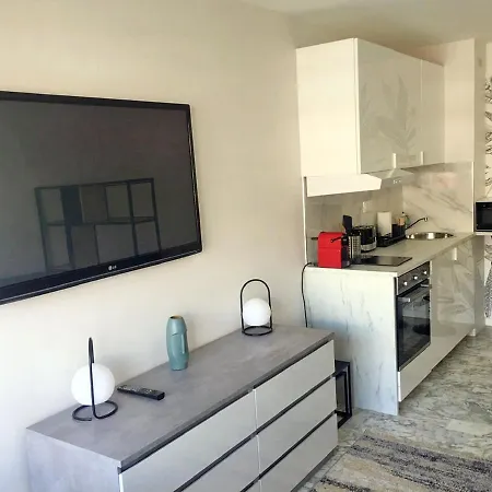 Apartman Beachfront On Promenade Des Nizza