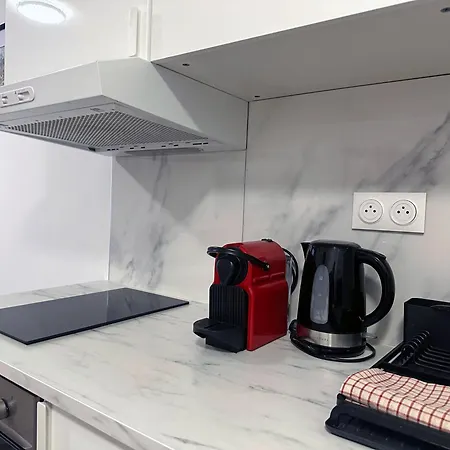 דירה Beachfront On Promenade Des *